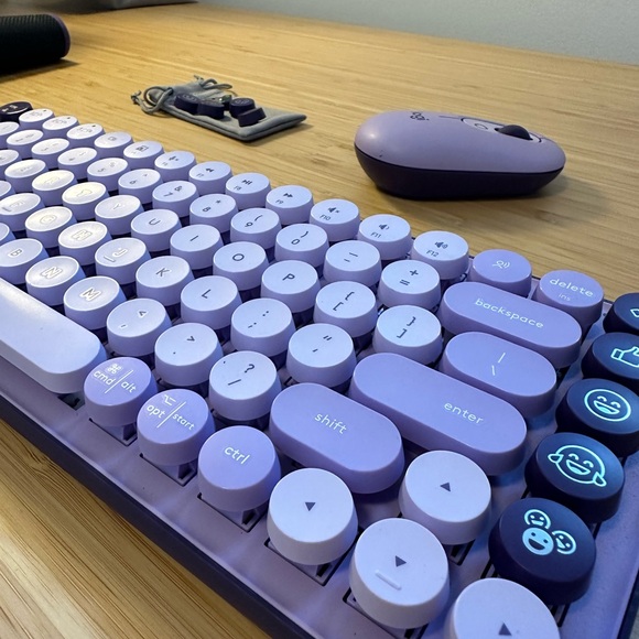 Logitech POP Keyboard + Mouse - Picture 4 of 5